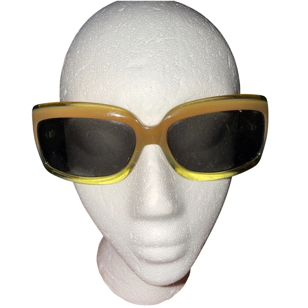 Betsey‎ Johnson BJ134 Khaki Yellow Studded Rectangular Sunglasses Retro Y2K
